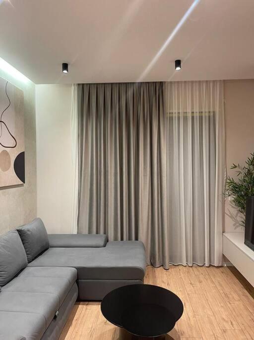 Comfort,Excellence. Kamez Εξωτερικό φωτογραφία